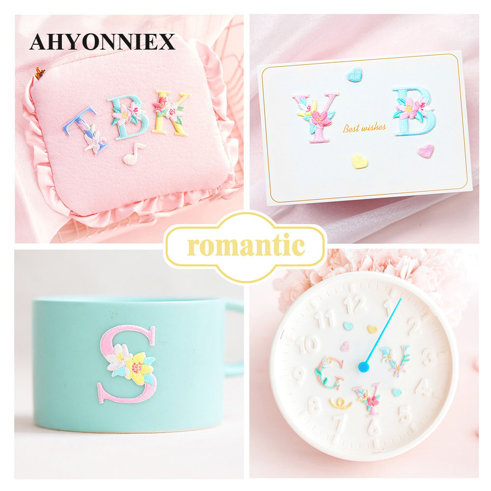 1 Piece Flower English Letters - Embroidery Letter N 评论和价格