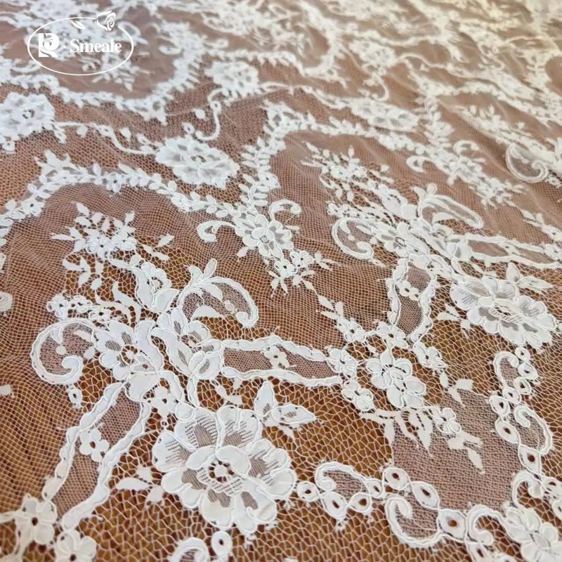 3MX1.5M White Rope Embroidery  - Embroidery White Dress 评论和价格