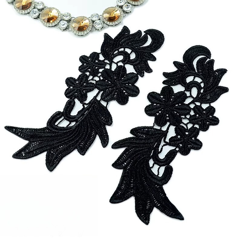1Pairs Classic Black and White - Embroidery White Dress 评论和价格